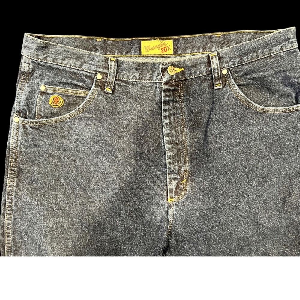 Wrangler 20X Relaxed Fit Jeans - Men's Size 38x34 - Dark Wash Denim Pants - Picture 4 of 7